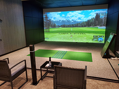 宮城県仙台市太白区に新しくオープンするREN GOLF 仙台南店様に『QED弾道解析型シミュレーター』を5台(オートティアップ付属)設置致しました。